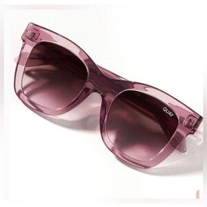 Quay Australia purple Sunglasses euc